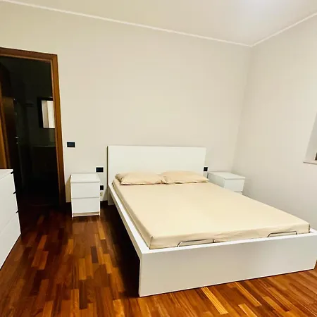 Mamisa 4 - E Private Con Bagno بيت ضيافة 3*